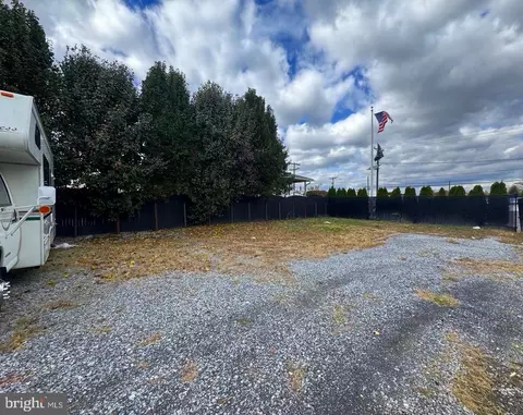 702 E Main St, Maple Shade, NJ 08052 photo 32