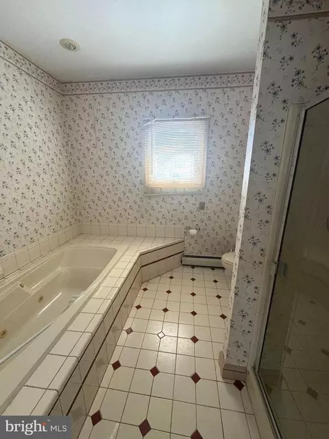 702 E Main St, Maple Shade, NJ 08052 photo 16