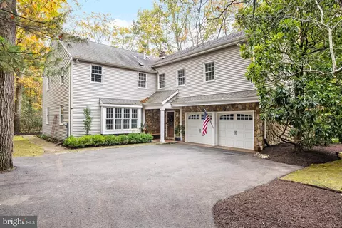 37 Cranberry Ct, Medford, NJ 08055