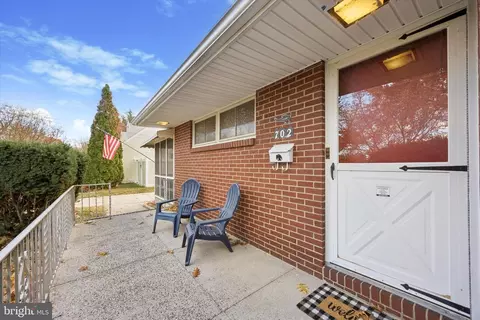 Exterior - 702 Cedar St, Riverton, NJ 08077 photo 2 of 6