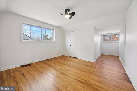 Bedroom - 702 Cedar St, Riverton, NJ 08077 photo 3 of 3