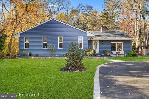 84 Algonquin Trl, Medford, NJ 08055