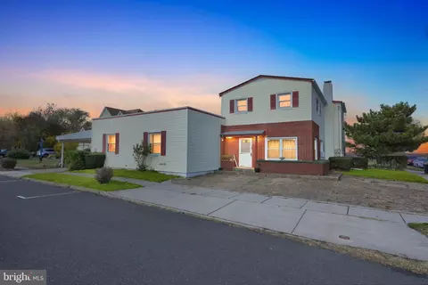 101 Main St, Roebling, NJ 08554