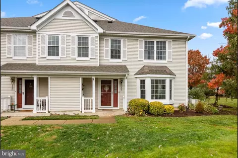 3605 Fenwick Ln, Mount Laurel, NJ 08054