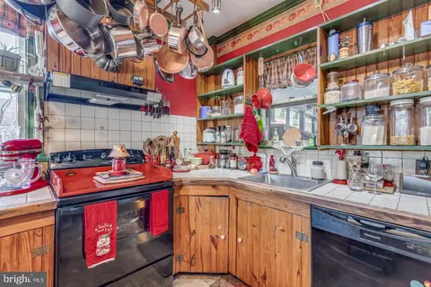 635 Laurel St, Delanco, NJ 08075 photo 9