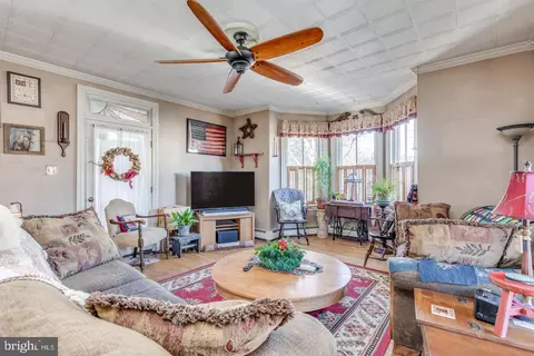 635 Laurel St, Delanco, NJ 08075 photo 3