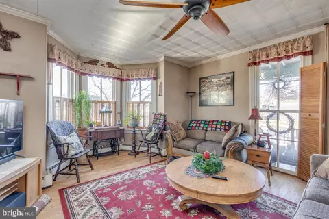635 Laurel St, Delanco, NJ 08075 photo 4