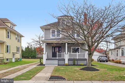 717 Washington Ave, Palmyra, NJ 08065