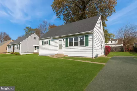 205 Starling Ln, Mount Holly, NJ 08060