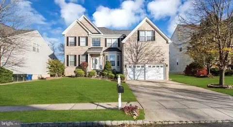 43 Meadow Run Rd, Bordentown, NJ 08505
