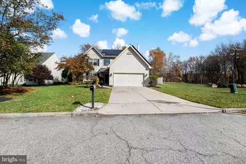 Exterior - 2 Watson Dr, Mount Laurel, NJ 08054 photo 2 of 3