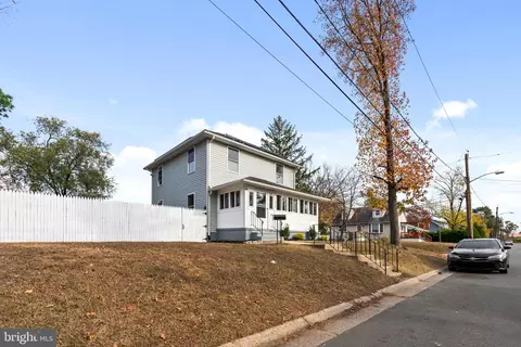 724 Pear St, Cinnaminson, NJ 08077