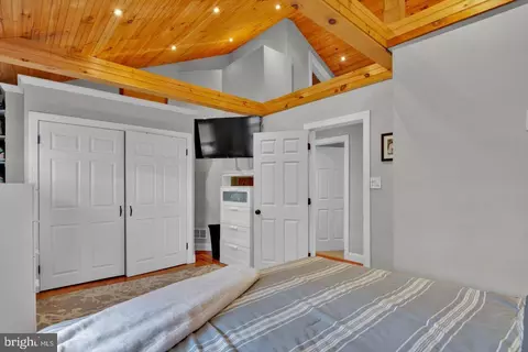 Bedroom - 306 E Rudderow Ave, Maple Shade, NJ 08052 photo 3 of 7