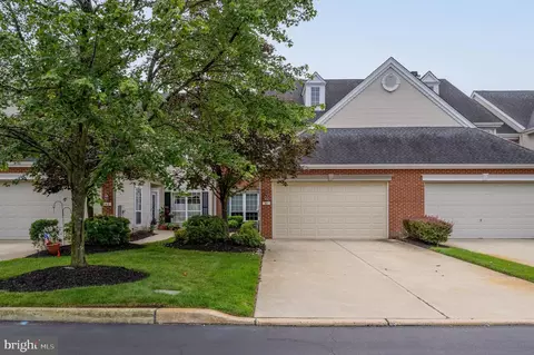 61 Grand Banks Cir, Marlton, NJ 08053