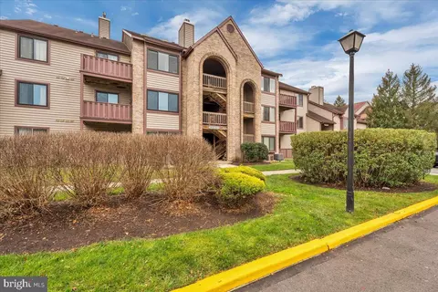 5406 A Aberdeen Dr #A, Mount Laurel, NJ 08054