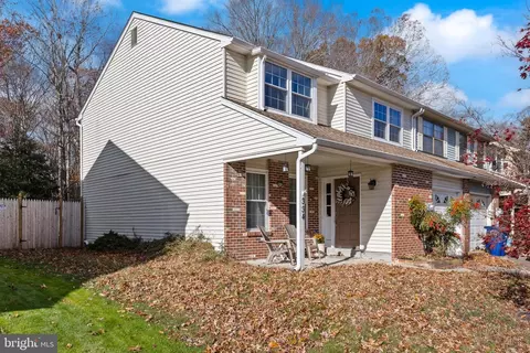 334 Shady Ln, Marlton, NJ 08053