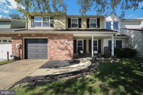 130 Banwell Ln, Mount Laurel, NJ 08054