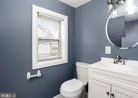 Entry Way - 224 Progress St, Riverside, NJ 08075 photo 9 of 11