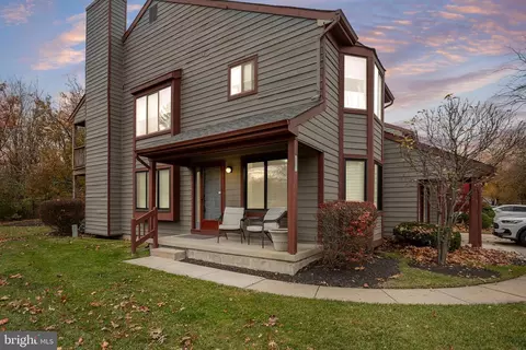 4107 A Chadbury Rd, Mount Laurel, NJ 08054