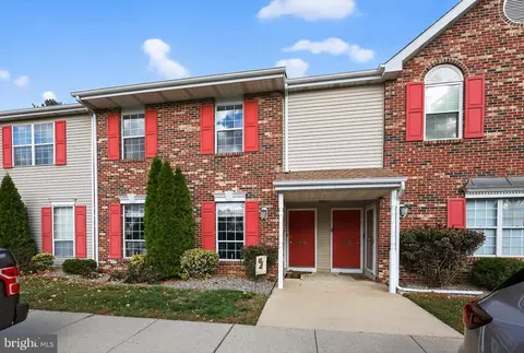 205 Crider Ave, Moorestown, NJ 08057