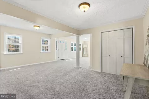 Entry Way - 43 Woodside Dr, Tabernacle, NJ 08088 photo 1 of 3
