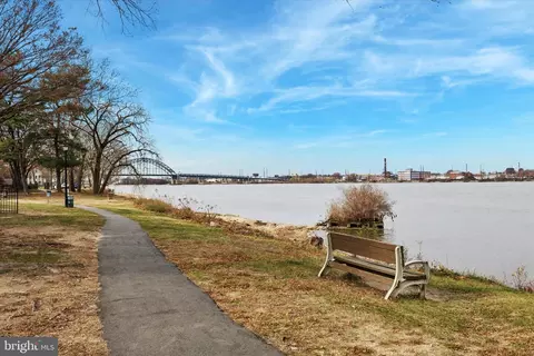 View/Area - 3003 Harbour Dr, Palmyra, NJ 08065 photo 1 of 3