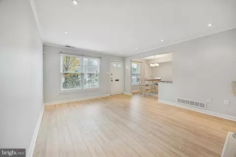 Living - 3003 Harbour Dr, Palmyra, NJ 08065 photo 5 of 5
