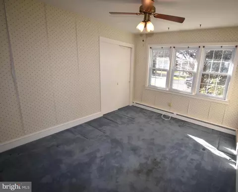 891 E 3rd St E, Florence, NJ 08518 photo 13