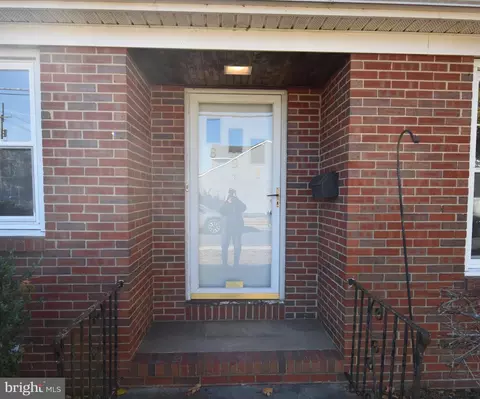 891 E 3rd St E, Florence, NJ 08518 photo 4