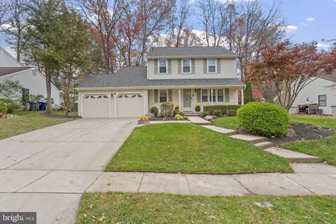 36 Whitechapel Dr, Mount Laurel, NJ 08054