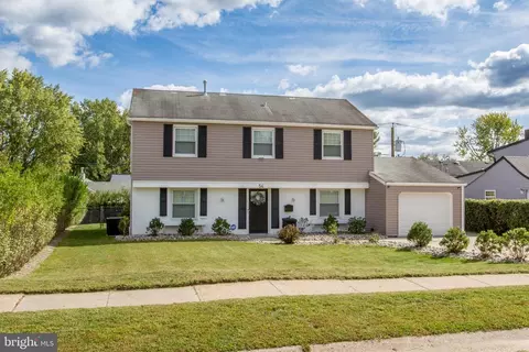 54 Marchmont Ln, Willingboro, NJ 08046
