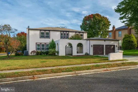 102 Union Mill Ter, Mount Laurel, NJ 08054