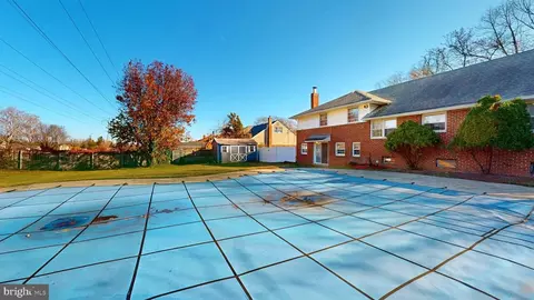 Exterior - 213 Wayne Dr, Cinnaminson, NJ 08077 photo 6 of 8