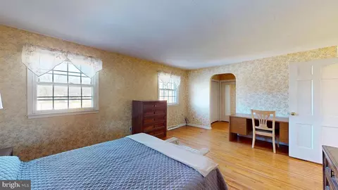 Bedroom - 213 Wayne Dr, Cinnaminson, NJ 08077 photo 5 of 6