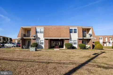 27 7 Florence Tollgate Pl, Florence, NJ 08518
