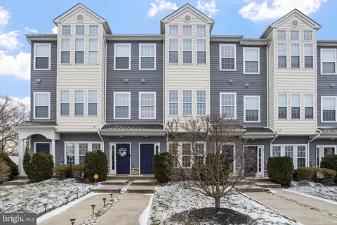19 Fox Ct, Riverside, NJ 08075