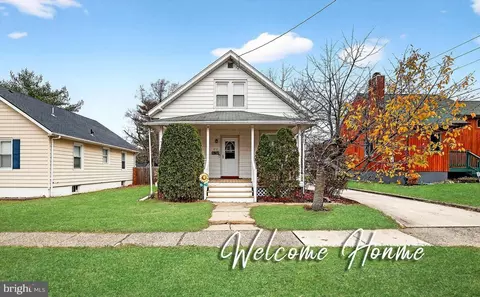 512 Spruce St, Delanco, NJ 08075