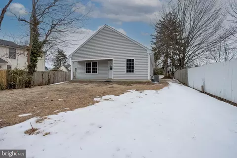 48 Pine St, Beverly, NJ 08010 photo 21