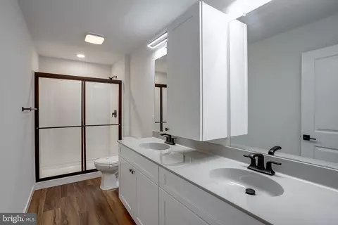 48 Pine St, Beverly, NJ 08010 photo 11