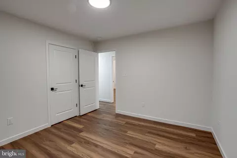 48 Pine St, Beverly, NJ 08010 photo 15