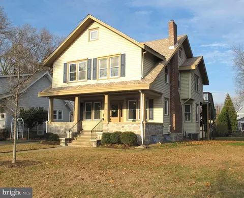 802 Lincoln Ave, Palmyra, NJ 08065