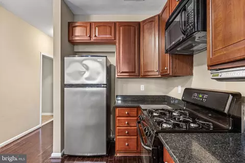 Kitchen - 5 River Ln, Delanco, NJ 08075 photo 1 of 4