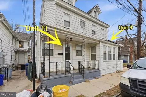 9 W 11 W Monroe St, Mount Holly, NJ 08060