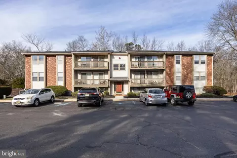 69 Sweetfern Ct, Marlton, NJ 08053
