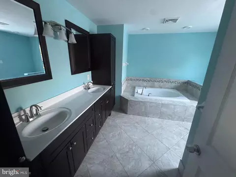 1 Kendall Ct, Marlton, NJ 08053 photo 6