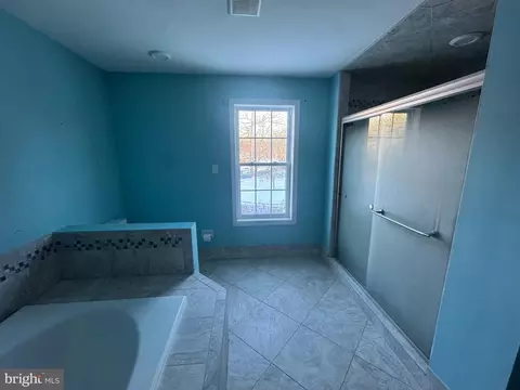 1 Kendall Ct, Marlton, NJ 08053 photo 4