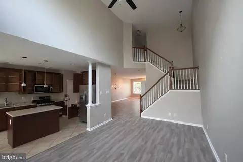 Entry Way - 40 Compass Cir, Mount Laurel, NJ 08054 photo 1 of 4