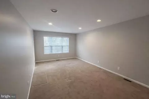 Living - 40 Compass Cir, Mount Laurel, NJ 08054 photo 4 of 5