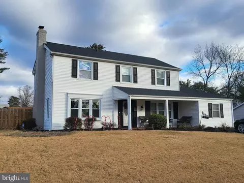 48 Botany Cir, Willingboro, NJ 08046