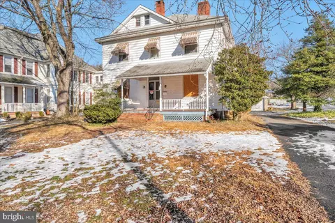 315 High St, Mount Holly, NJ 08060